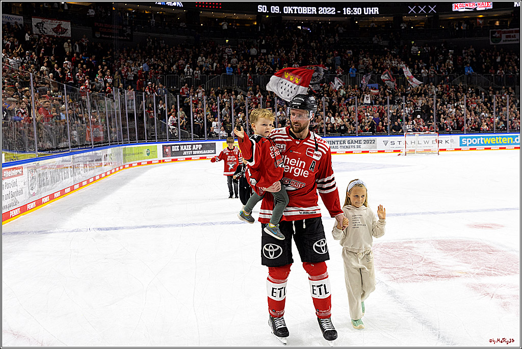 PENNY DEL;  Kölner Haie - Fischtown Pinguins; Köln, 04.10.2022